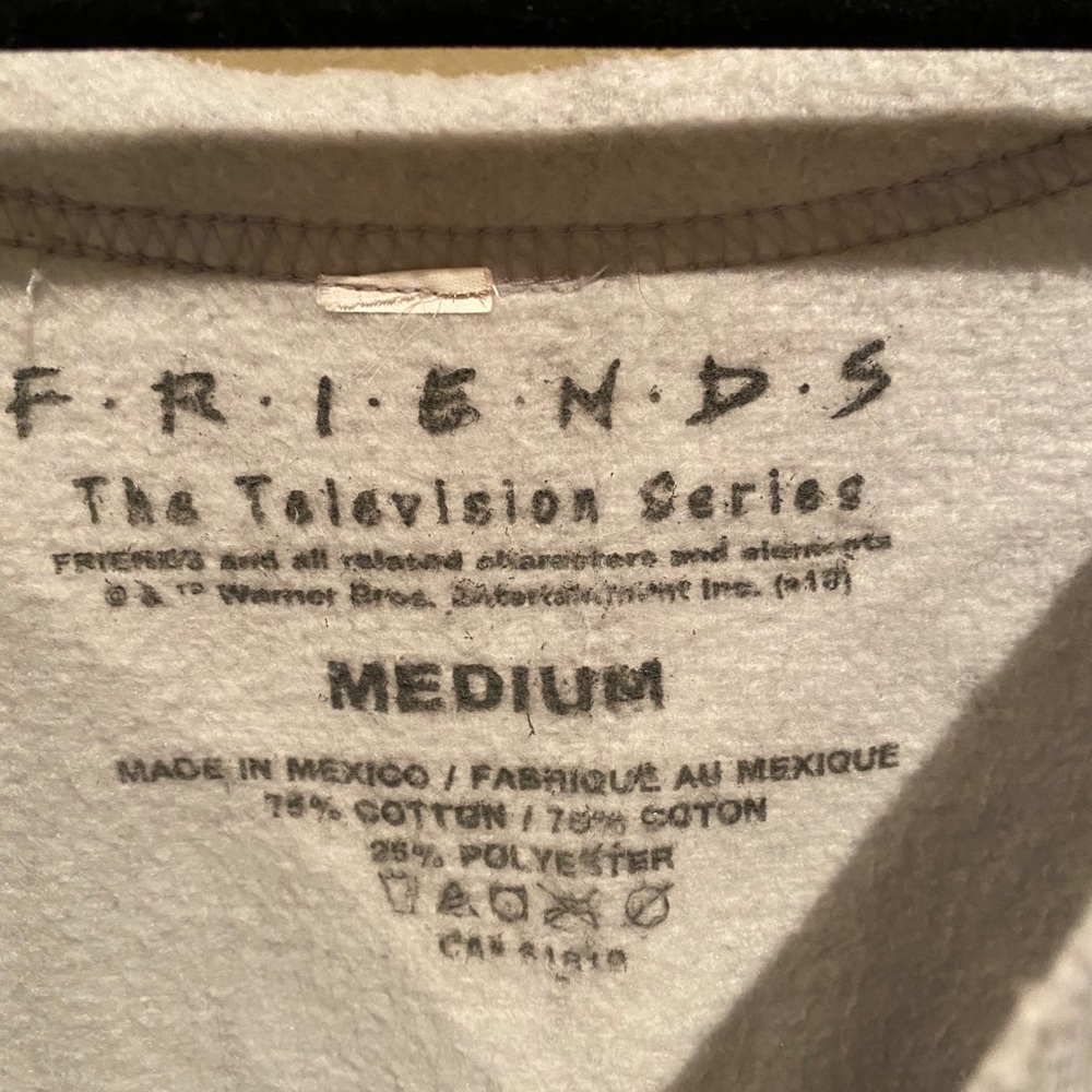 FRIENDS SWEATER - Picture 3 of 3